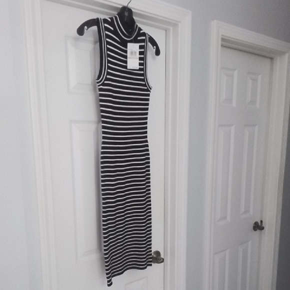 Michael Kors Black and White Striped Midi Dress - Picture 5 of 6
